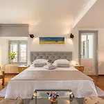 בית הארחה Palace Tower View 4*
