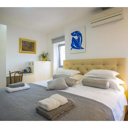 Πανσιόν Palace Tower View 4*