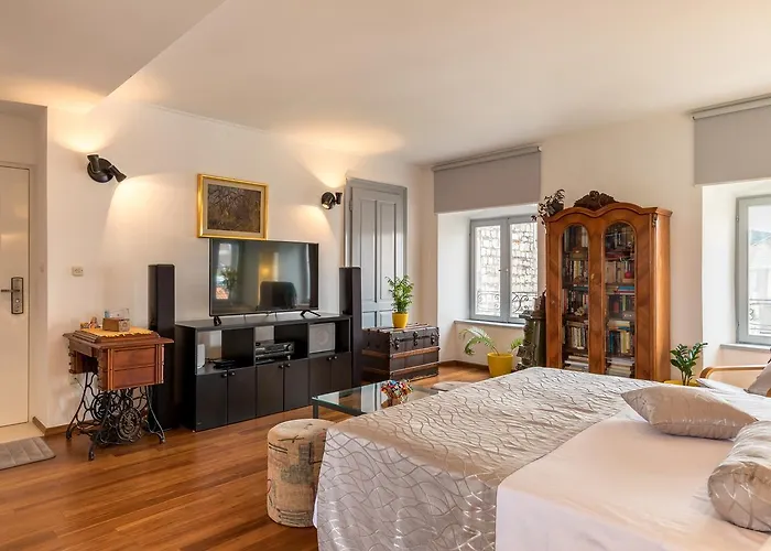 パレス タワー ビュー 4* スプリト