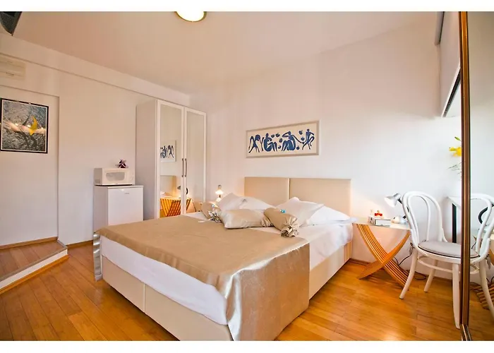 パレス タワー ビュー 4* スプリト